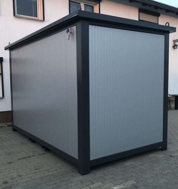 Büroinhalt 5×2,20 mit Sanitärinstallationen