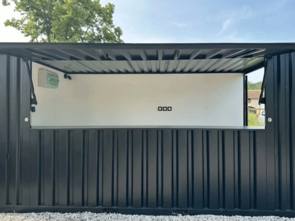 Umgebauter Container zu einer Bar/Imbissbude/Guinguette (4 x 2 m)