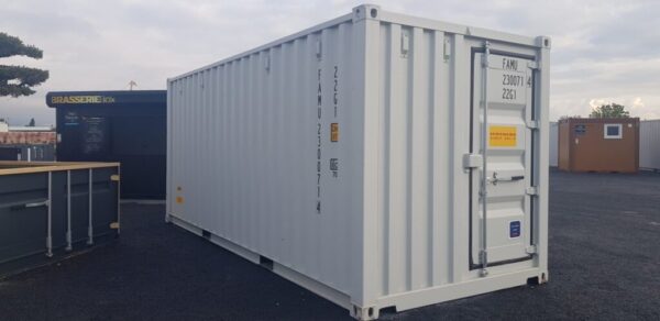 20′ Trocken 1. Fahrt «3D» 2 Türen + 1 Servicetür