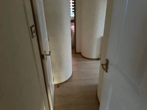 Cosalt Monaco Mobilheim mit 2 Schlafzimmern (11 m x 4 m)