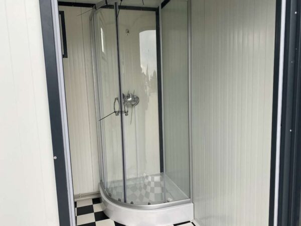 Contenedor sanitario 4x2m WC double con duchas