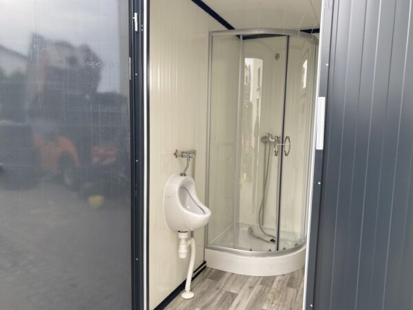 Contenedor sanitario 4x2m WC double con duchas
