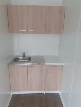BÜROCONTAINER 21 M2 MIT TOILETTE