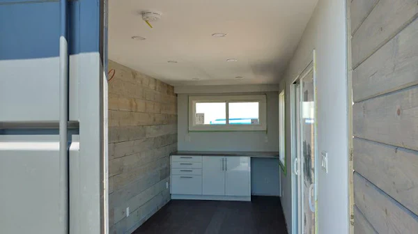Modernisierte 20-Fuß-Seecontainer