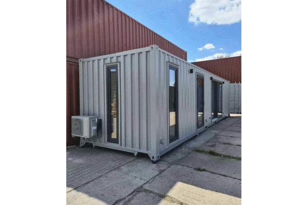 12-Meter-Containerhaus / Abmessungen: 12 x 2,4 Meter, Gewicht: 4.100 kg