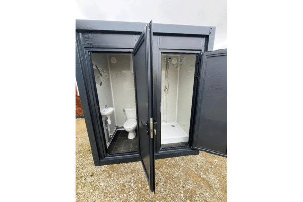 Contenedor sanitario WC + Ducha conectable Gris