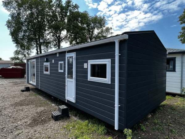 Melon Mobilheim mit 3 Schlafzimmern, 40 m²