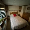 Cosalt Monaco Mobilheim mit 2 Schlafzimmern (11 m x 4 m)