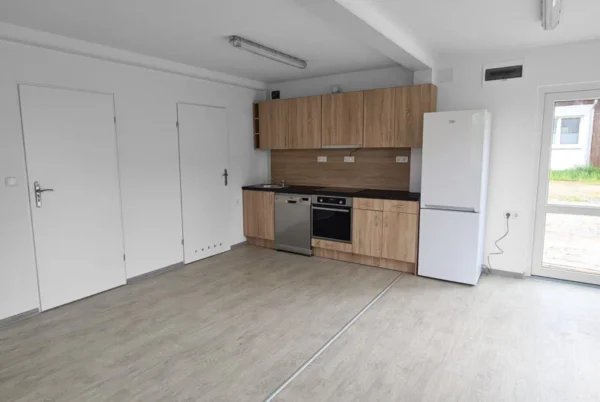 W6 Bewohnbarer Container mit 44,1 m²