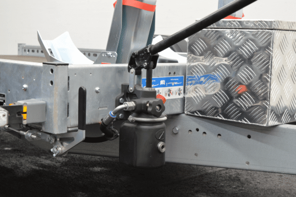 Stema WOM-XT 1300 Tauchmotor-Anhänger-Set