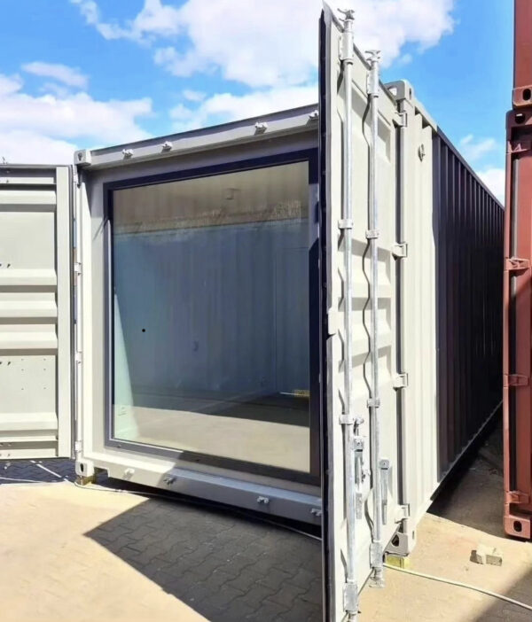 12-Meter-Containerhaus / Abmessungen: 12 x 2,4 Meter, Gewicht: 4.100 kg