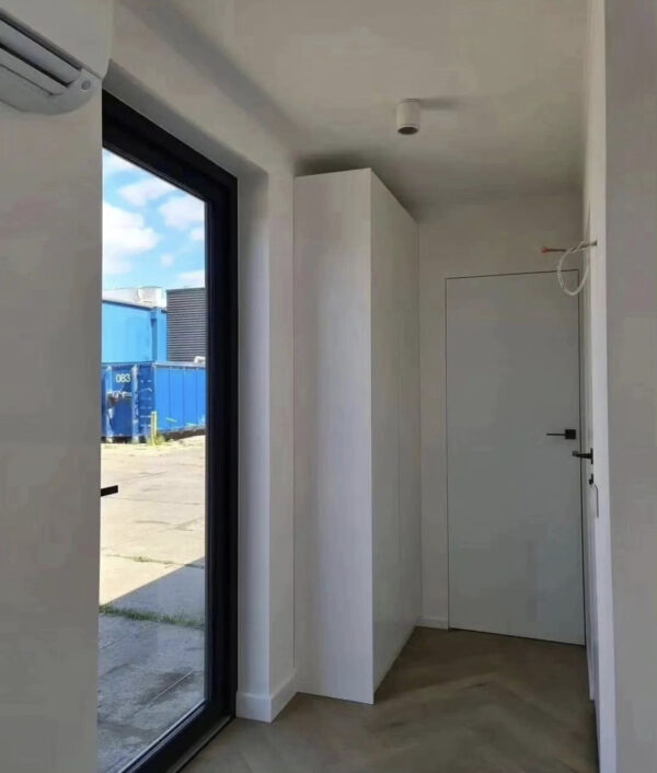 12-Meter-Containerhaus / Abmessungen: 12 x 2,4 Meter, Gewicht: 4.100 kg