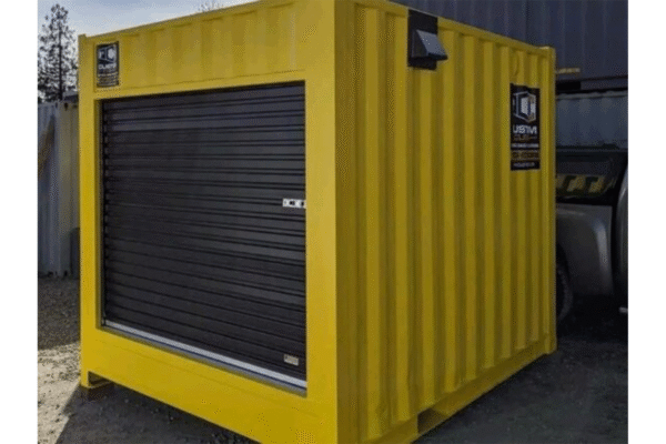 Container 10×9,6 Fuß mit Rolltor
