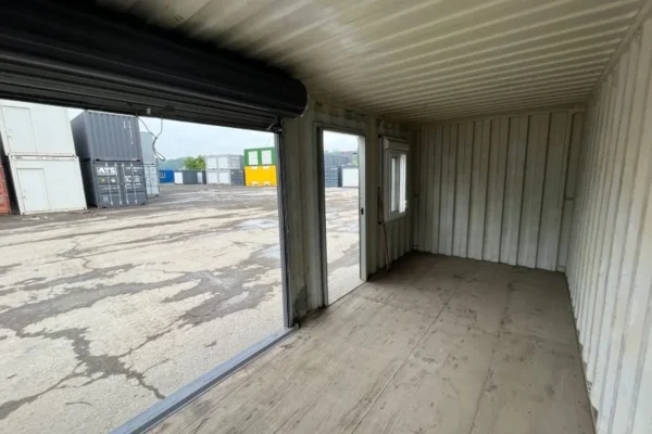 Modifizierter 20-Fuß-Container mit Fenster