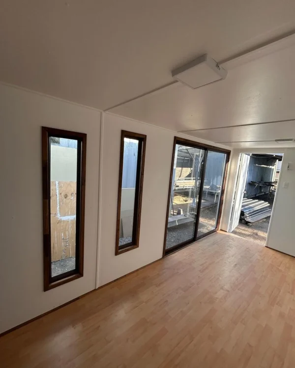 Bürocontainer 6×3 m - 18 m²