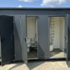 Contenedor Sanitario 3 Cabinas (WC, Urinario + Caldera, Ducha)