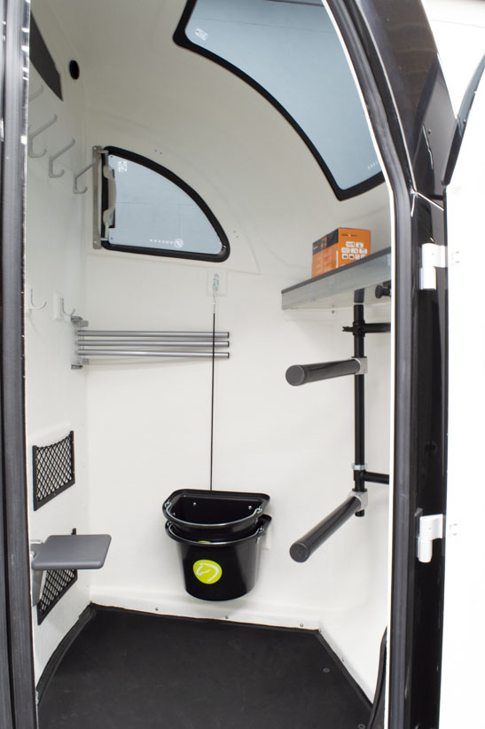 Bucker Careliner XL Schwarze Unterseite