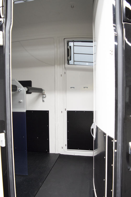 Bucker Careliner XL Schwarze Unterseite