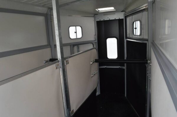 Ifor Williams HB511