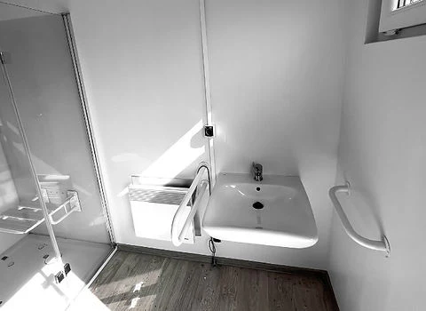10-Fuß-Sanitärcontainer (7,35 m²)