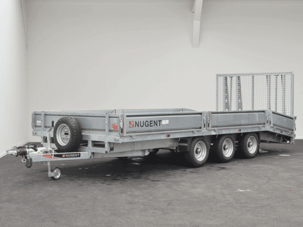 Nugent Maschinentransporter B5523T Beavertail Alu + Heckklappe