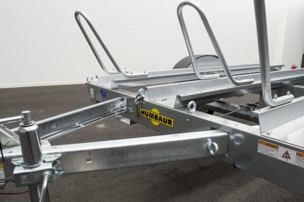 Humbaur HM 102113 für 3 Motoren