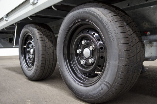 Henra Plattformwagen 703×222 3500Kg